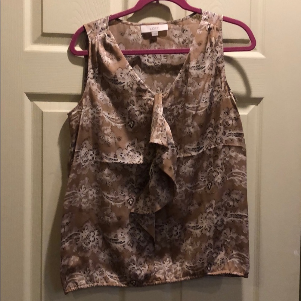 Loft sleeveless blouse EUC